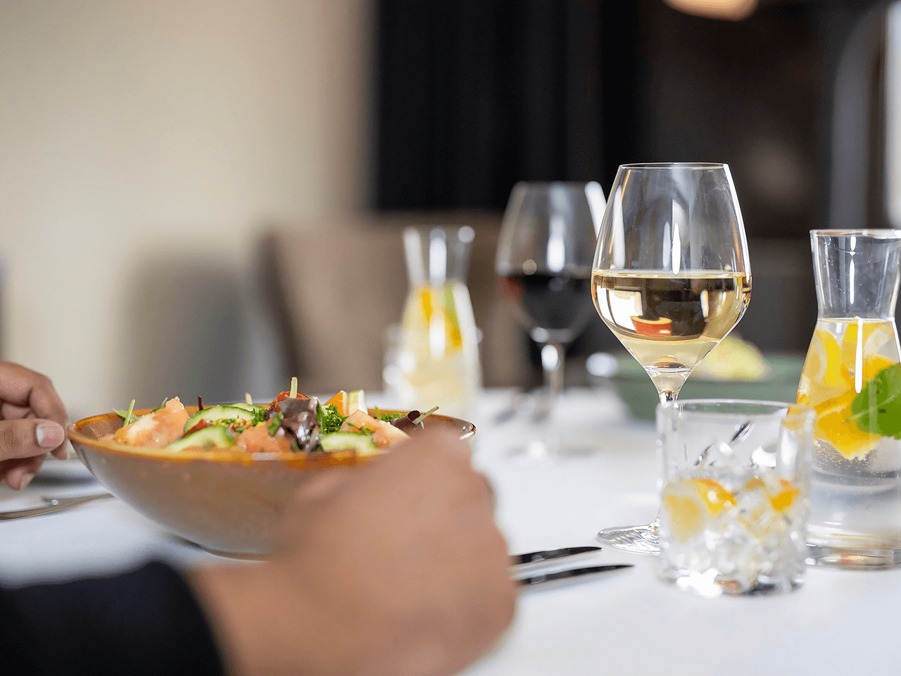 DHBA-in-room-dining.2e16d0ba.original.fill-1280x960 (1).png