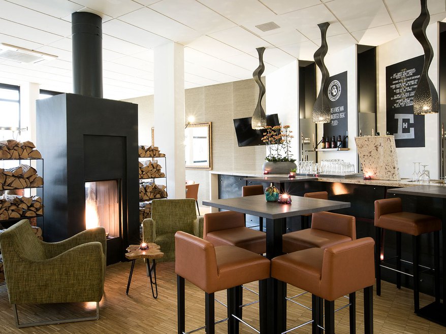 EH---CITYHOTEL-GRONINGEN---BAR---4.jpg