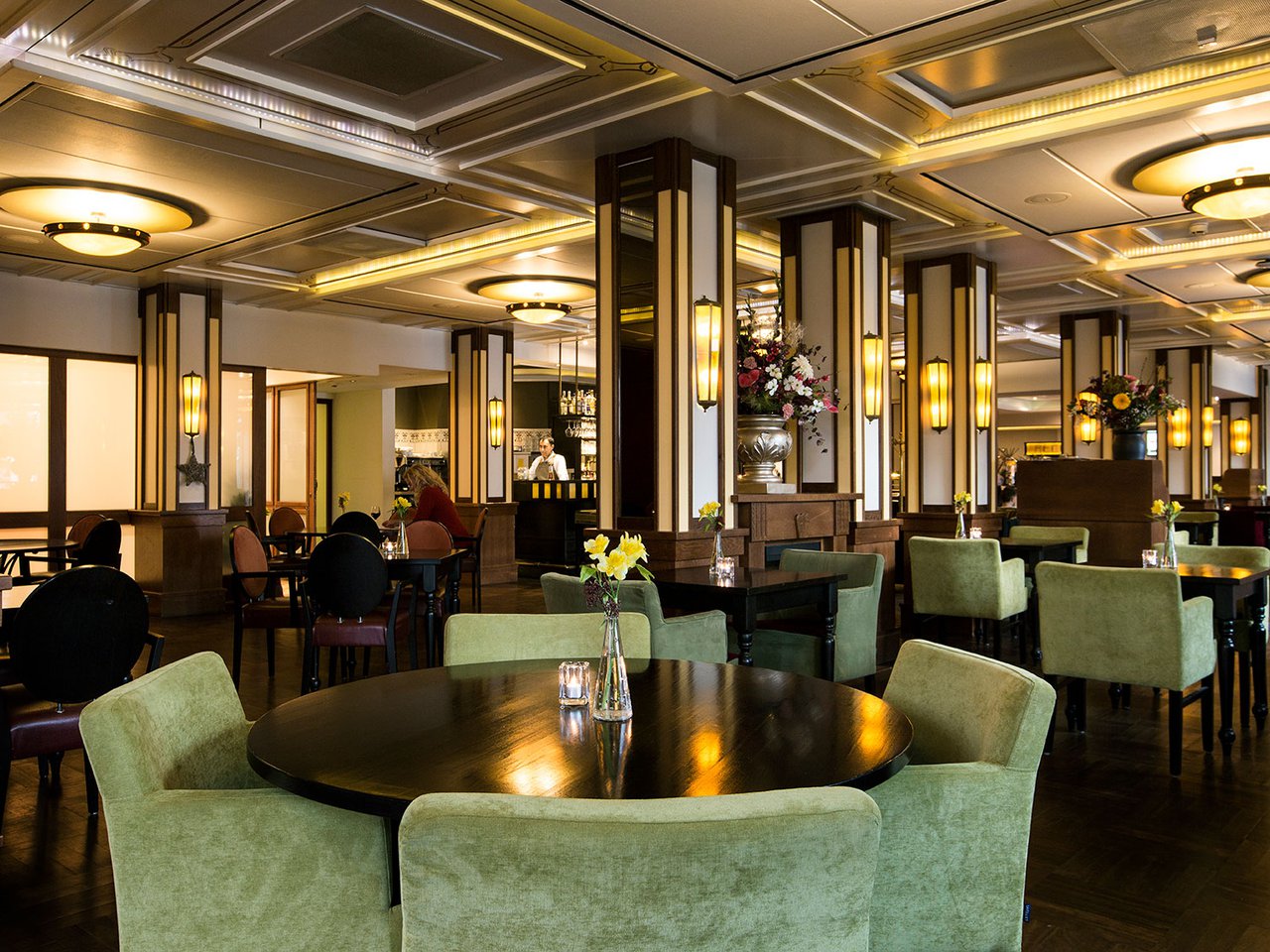 EH---ORANJE-HOTEL-LEEUWARDEN---BRASSERIE-ORANJE---1.jpg
