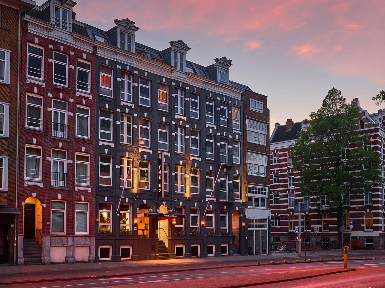 EH---THE-ED-HOTEL-AMSTERDAM---EXTERIEUR---2.jpg