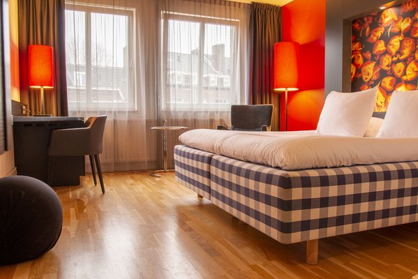 EH - DESIGN HOTEL MAASTRICHT - BASIC TWIN - 10_LR.jpg
