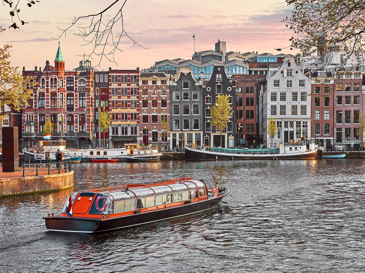 EH---AMSTERDAM-EDEN-HOTEL---EXTERIEUR---1.jpg