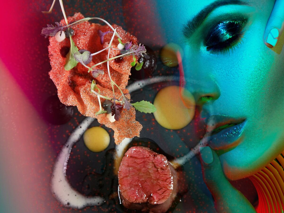 Graphite-In-Room-Dining-Eden-Hotel-Amsterdam-image-1.png