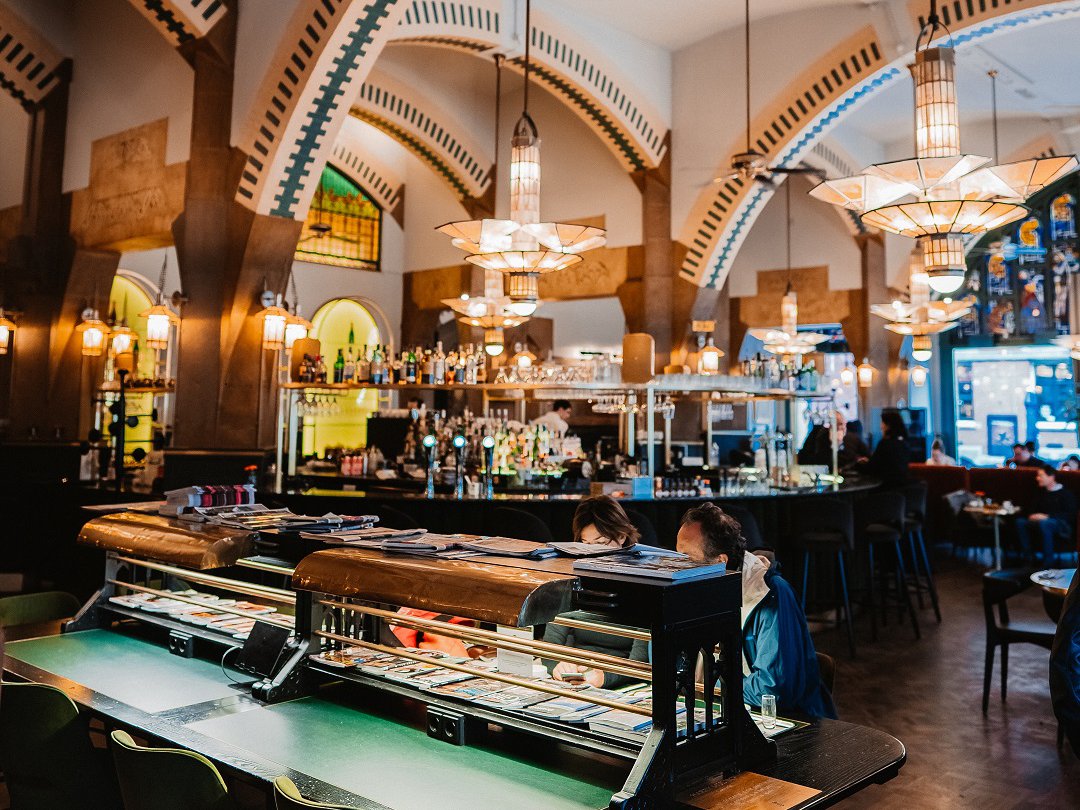Interieur-Café-Americain-Amsterdam-image-1.jpg