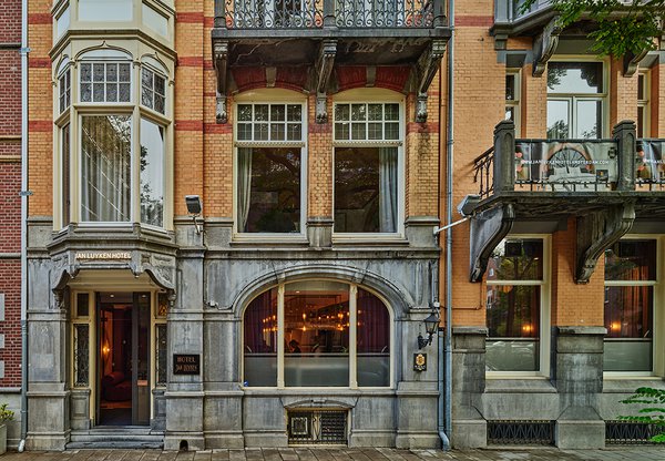 JAN LUYKEN HOTEL AMSTERDAM_EXTERIOR_005_WEB.jpg