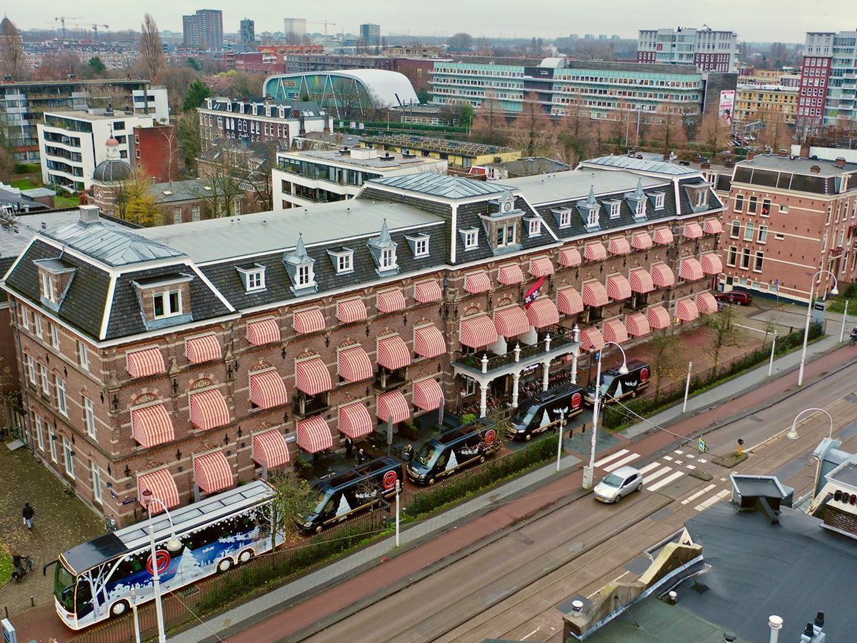 The-Manor-Amsterdam-Love-Hotel-2020-image-1.jpg