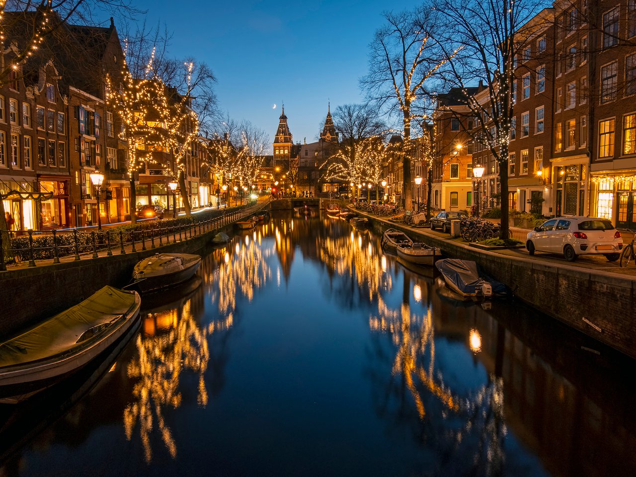 Amsterdam Canals Eden Hotel